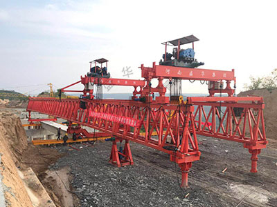 公路架桥机